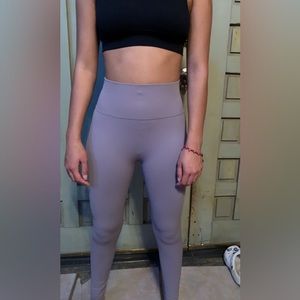 purple gym leggings